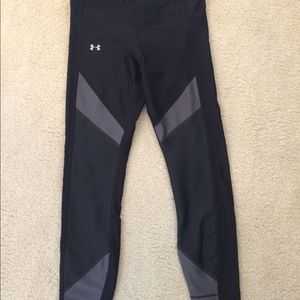 Under armour women’s size medium athletic pants